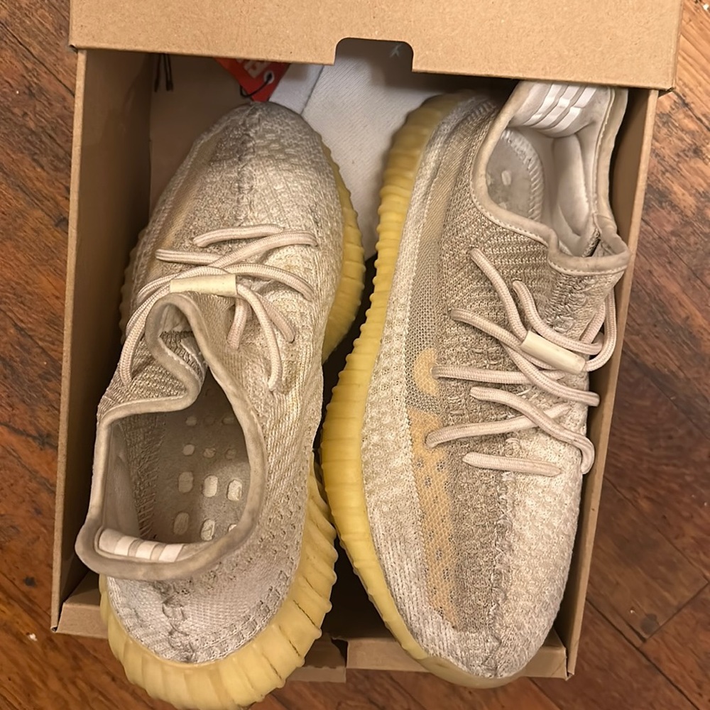 Yeezys boost V2 350 kids or mens 6.5 unisex